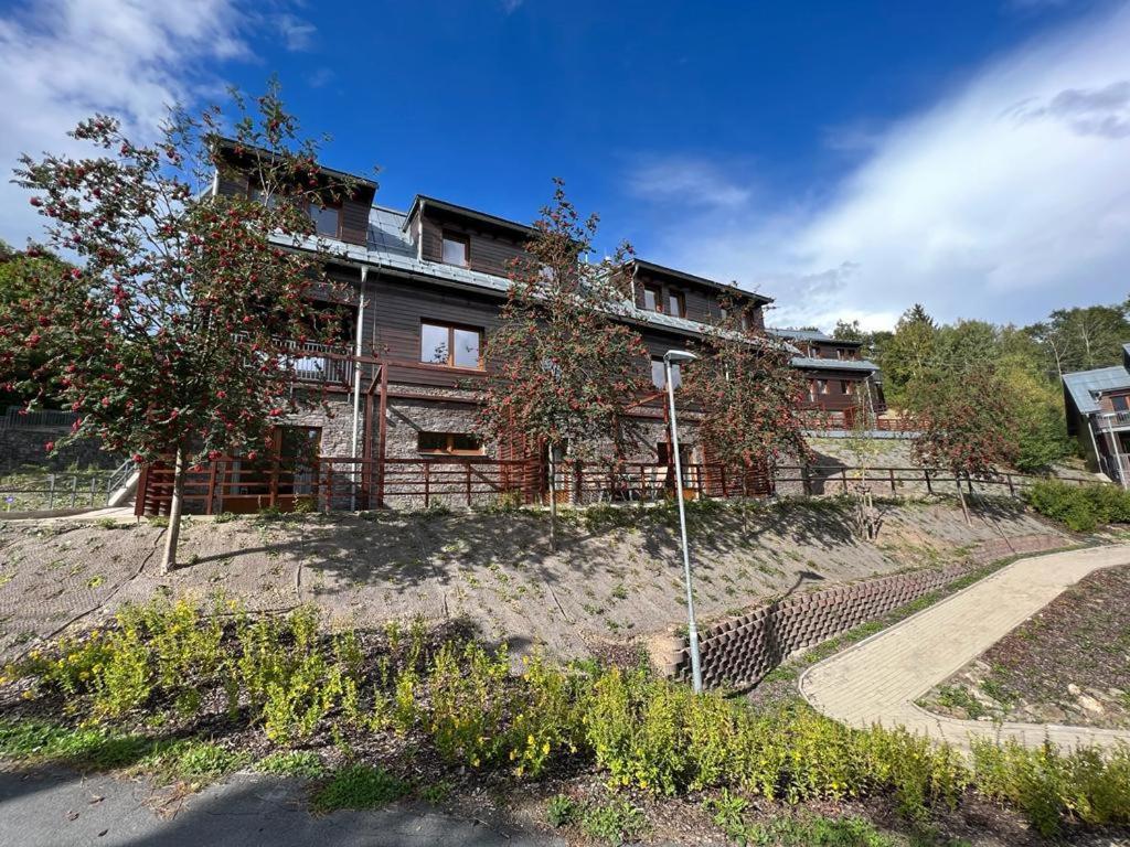 Andrasa V Krkonosich Se Saunou A Terasou Apartment Semily